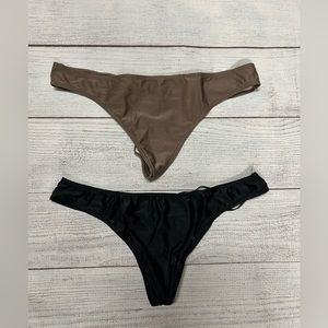 Victoria Secret V-String Thong 2 pairs (size S)